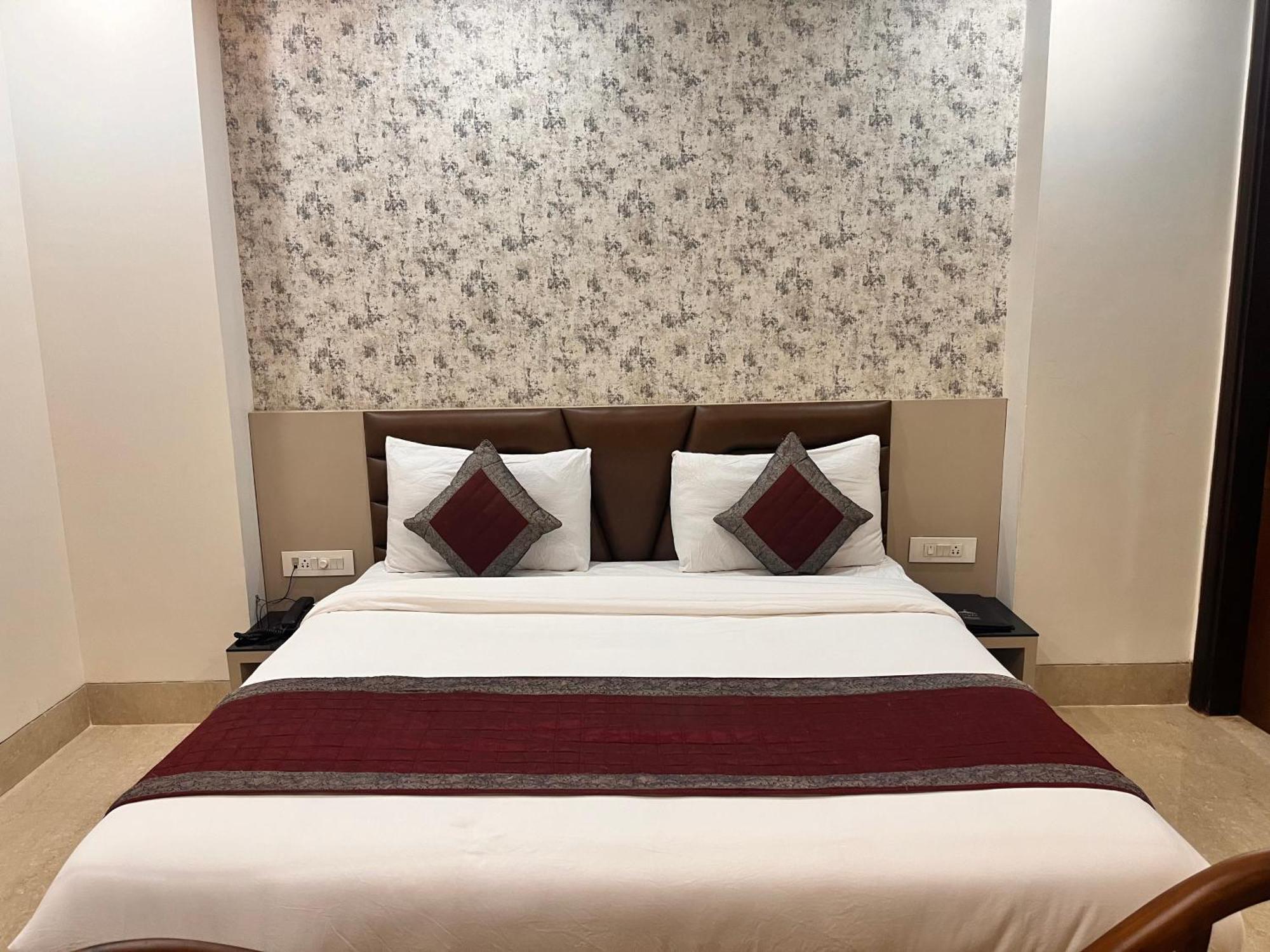 Gazebo Inn & Suites Medanta Gurgaon Eksteriør billede