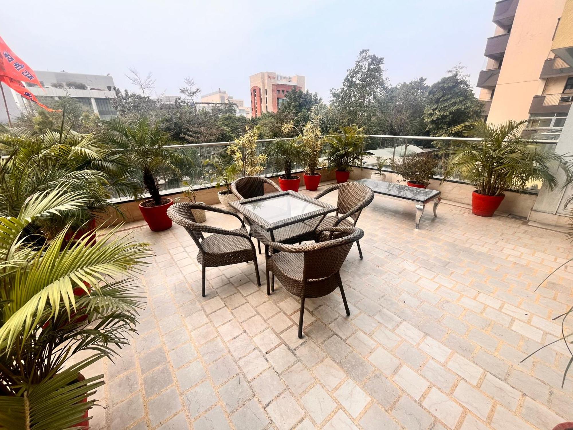 Gazebo Inn & Suites Medanta Gurgaon Eksteriør billede