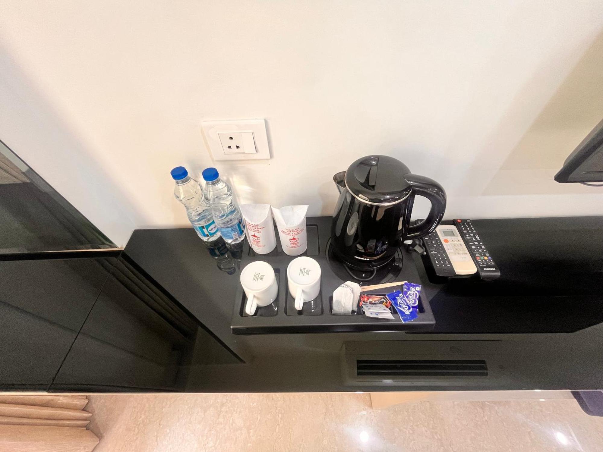 Gazebo Inn & Suites Medanta Gurgaon Eksteriør billede
