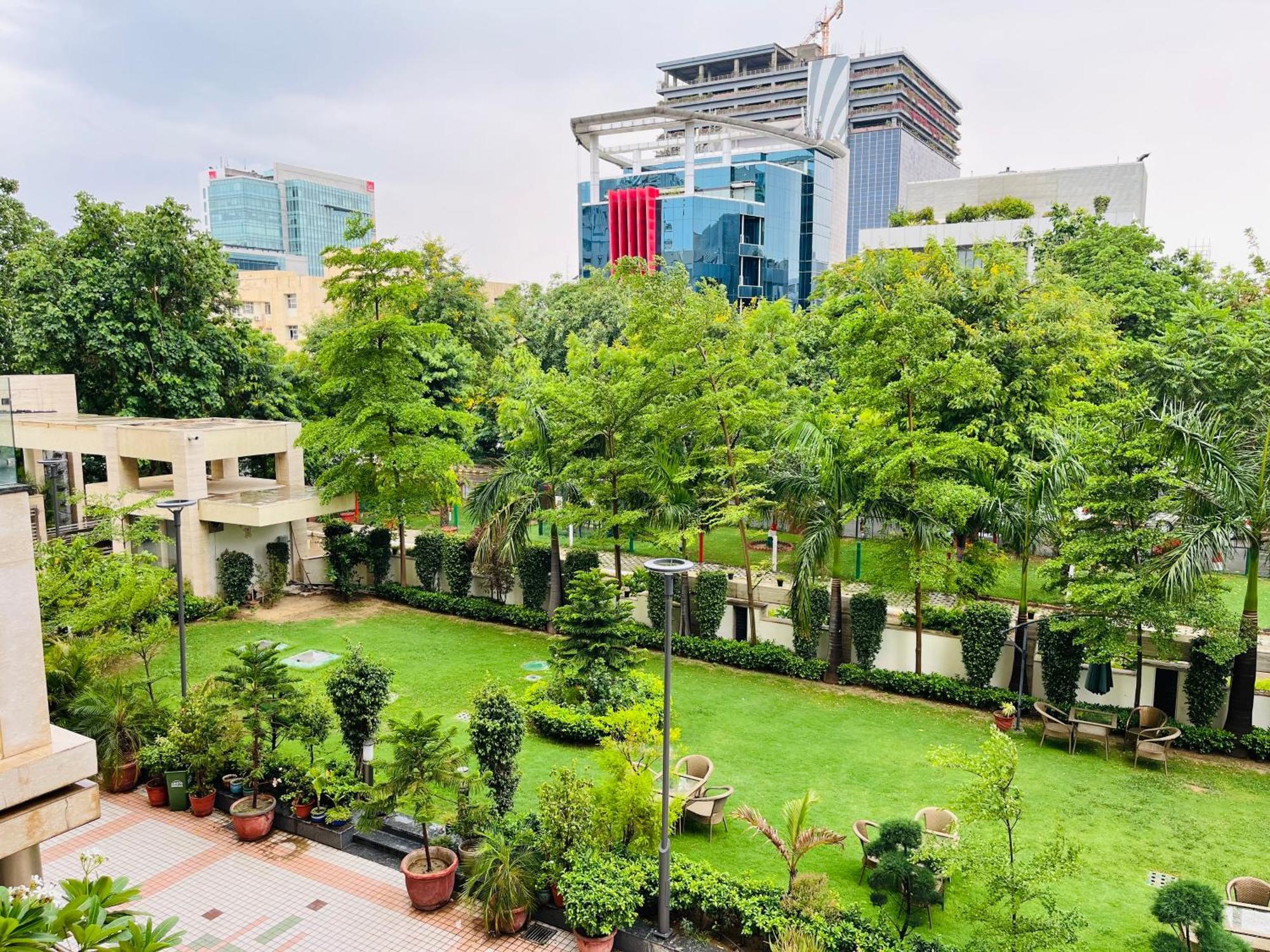 Gazebo Inn & Suites Medanta Gurgaon Eksteriør billede