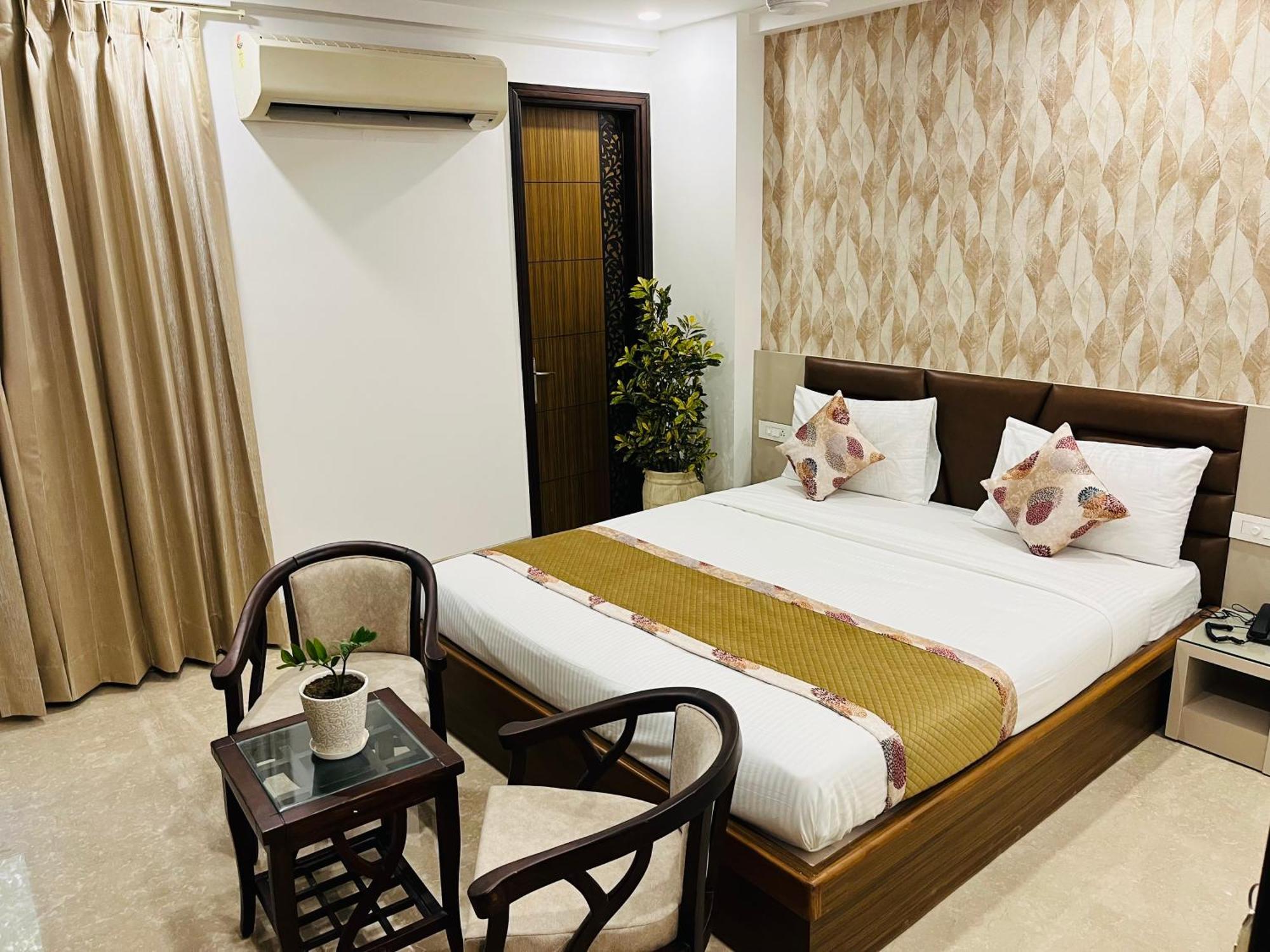 Gazebo Inn & Suites Medanta Gurgaon Eksteriør billede